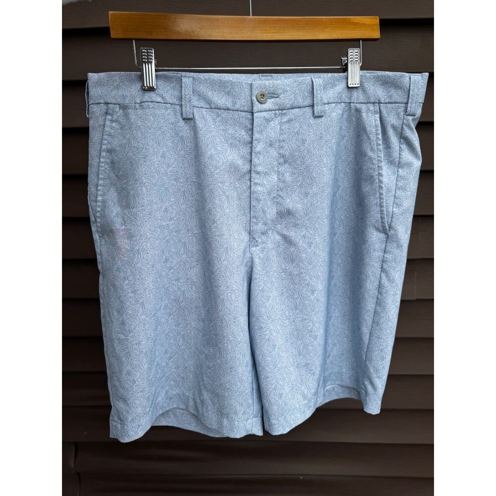 PGA Tour Light Blue Gray Leaf Golf Shorts Mens 36 Performance Stretch Flat Front